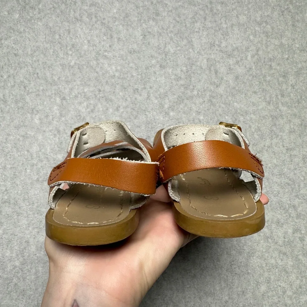 Salt Water Sandals by Hoy Original Tan Brown Leather Little Girls Sz 10